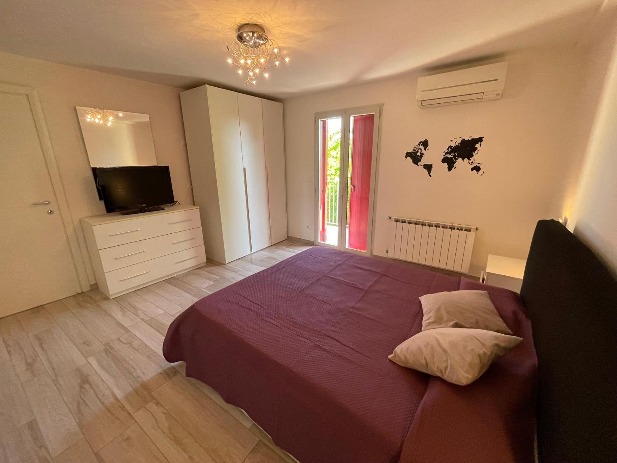 Reverso - Alloggi Con Solarium Vista Mare Caorle Exteriör bild